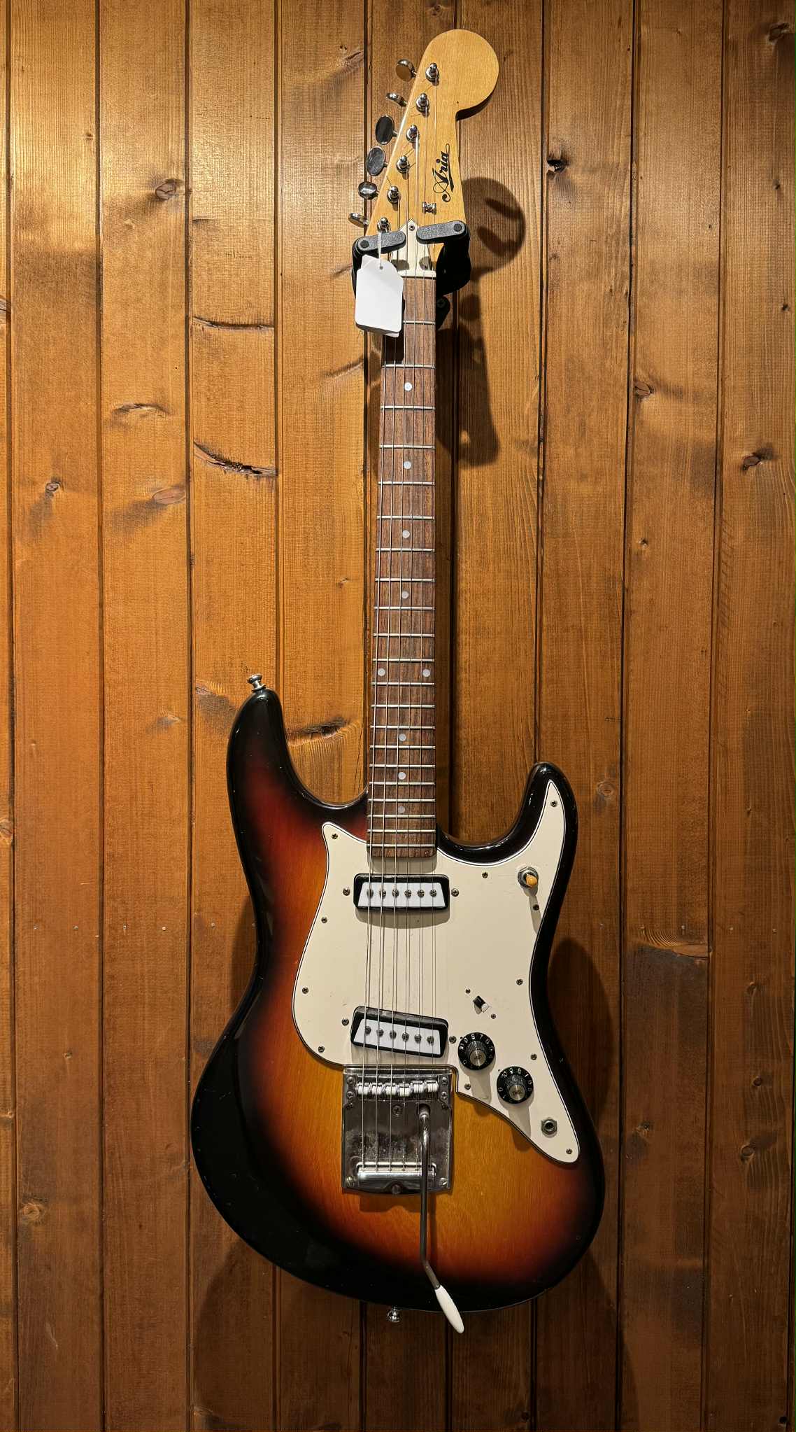 Diamond 1802T 70s - Sunburst  beg utan case musikalen´s